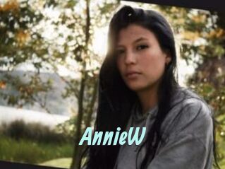 AnnieW
