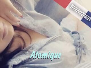 Atomique