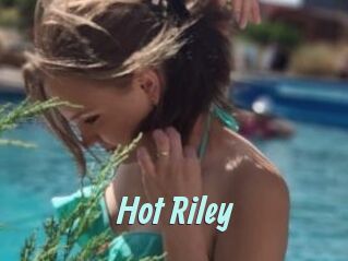 Hot_Riley