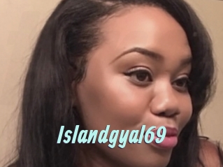 Islandgyal69