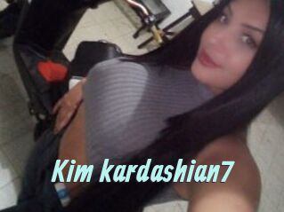 Kim_kardashian7