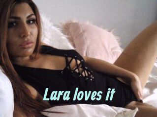 Lara_loves_it