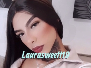 Laurasweett19