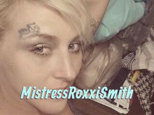 MistressRoxxiSmith