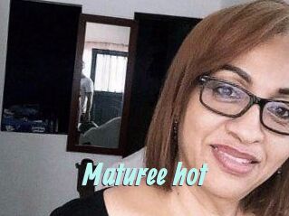 Maturee_hot