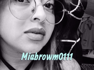 Miabrowm0111