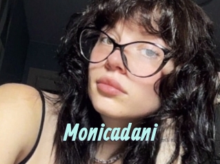monicadani Ton Show