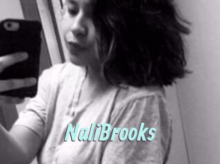 Nali_Brooks