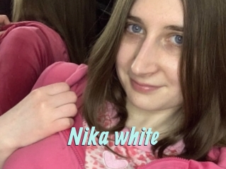 Nika_white