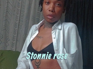 Stonnie_rose